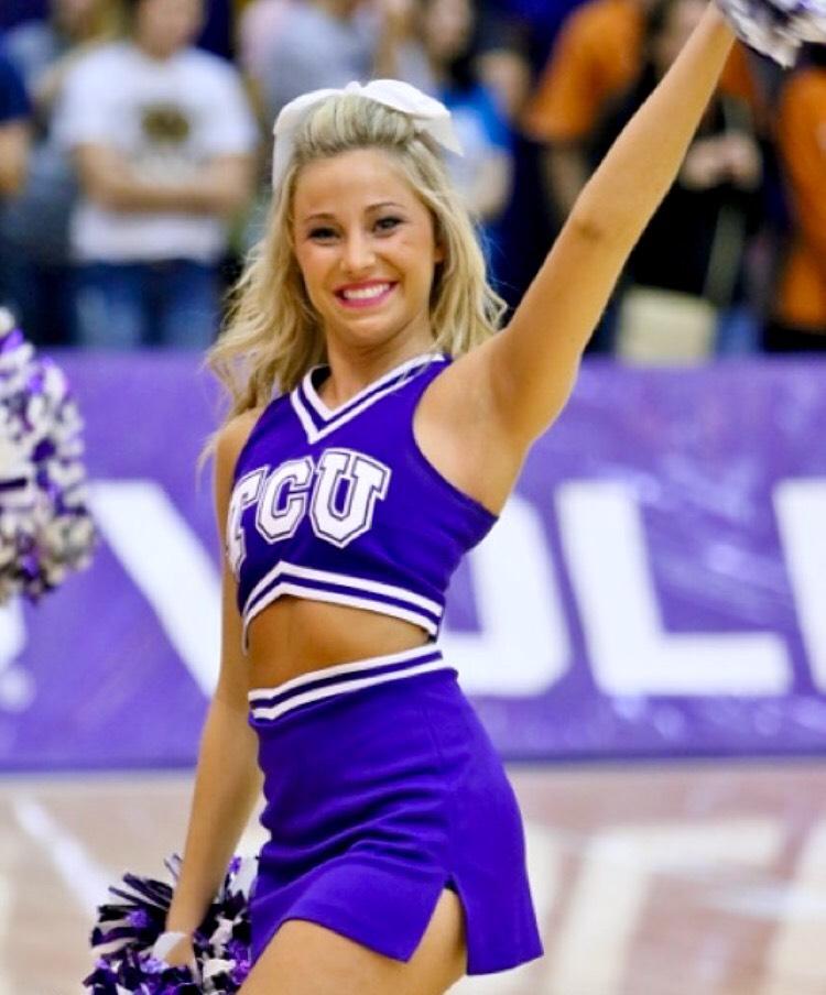 TCU student is an internationally known ‘cheerlebrity ... - 750 x 904 jpeg 117kB