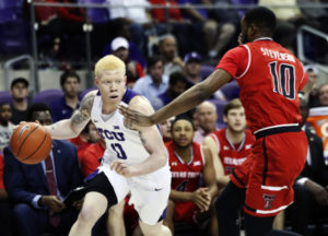 Horned Frogs notch Red Raiders at home 62-61